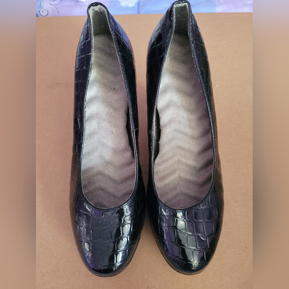 2/$40 Black heels